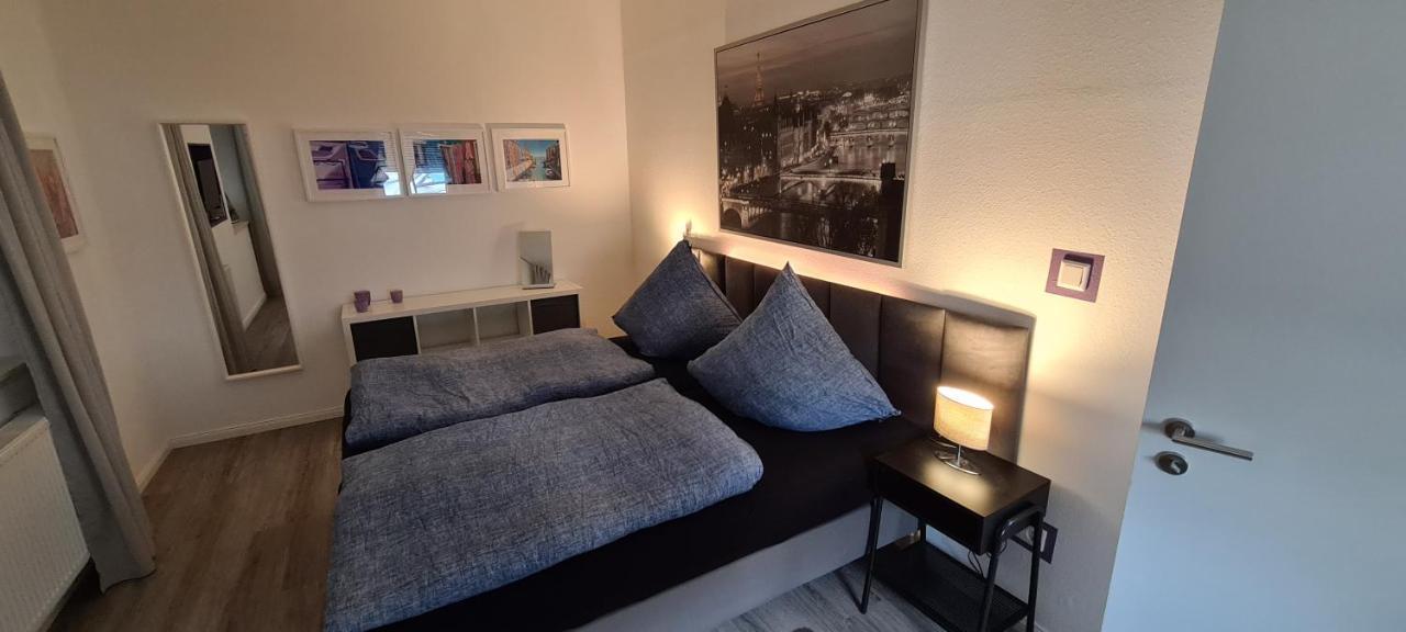 Appartement Lavendel, Ferienwohnung Mit Eigenem Eingang Wie Ein Kleines Haus Bad Salzuflen Exterior photo
