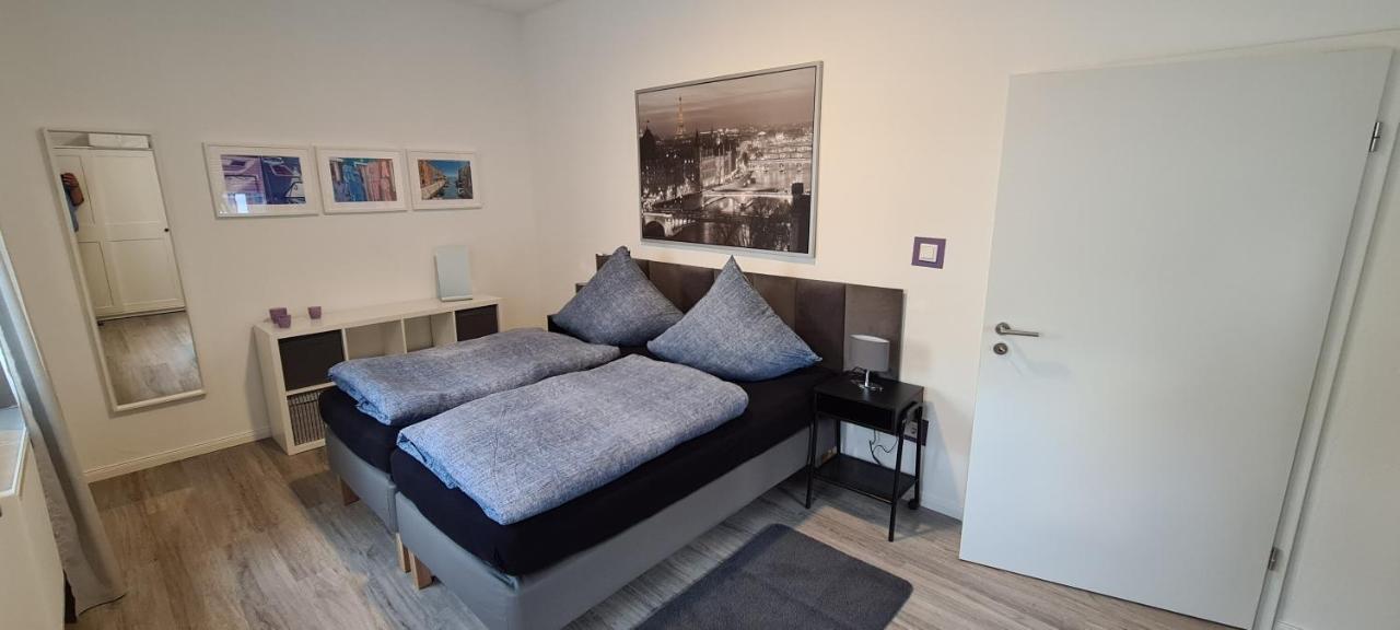 Appartement Lavendel, Ferienwohnung Mit Eigenem Eingang Wie Ein Kleines Haus Bad Salzuflen Exterior photo