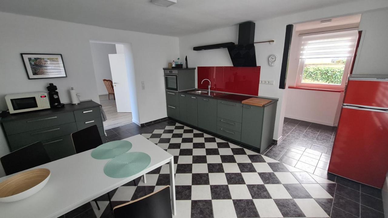 Appartement Lavendel, Ferienwohnung Mit Eigenem Eingang Wie Ein Kleines Haus Bad Salzuflen Exterior photo